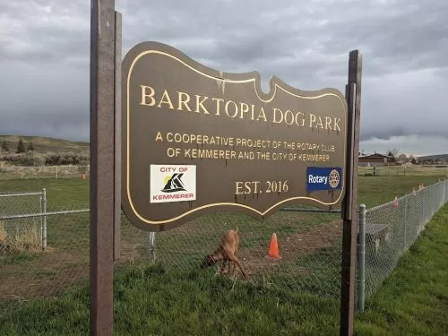 Great dog park right off the highway. Grassy and fenced and a very clean human potty as well